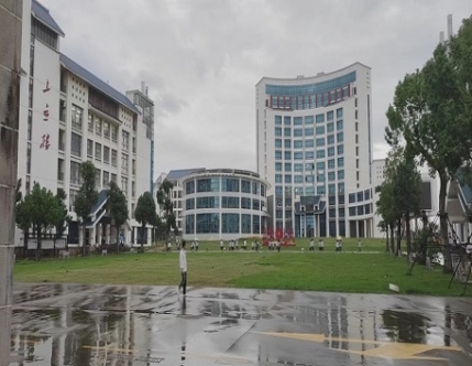 智新电子校园电话班牌雷州中学应用案例